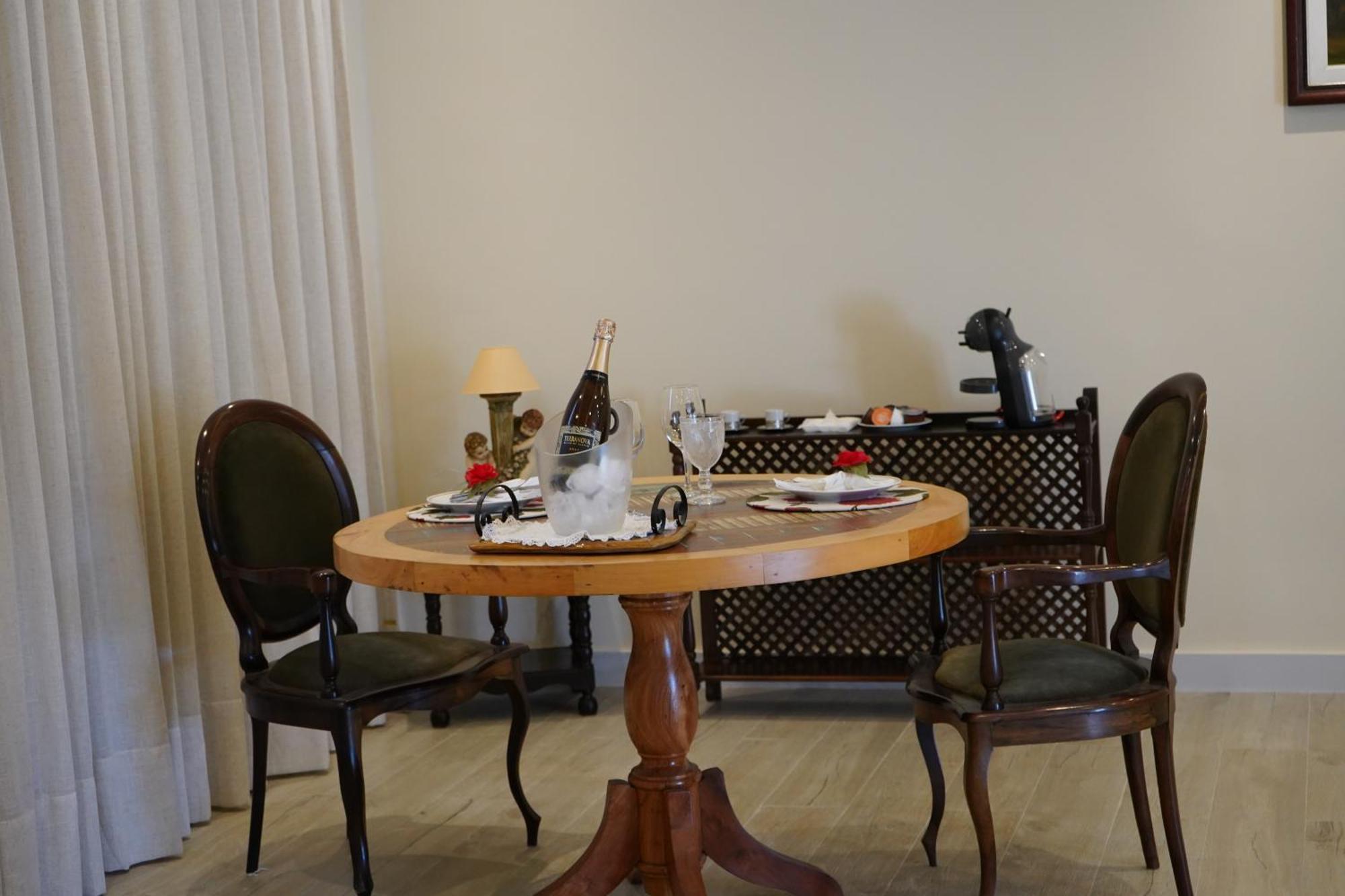 Pousada Granja Santa Barbara Correas Екстериор снимка